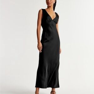 Elegant Black Maxi Dress